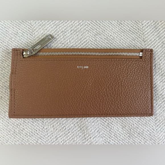 NWOT Cardholder wallet - Picture 3 of 6
